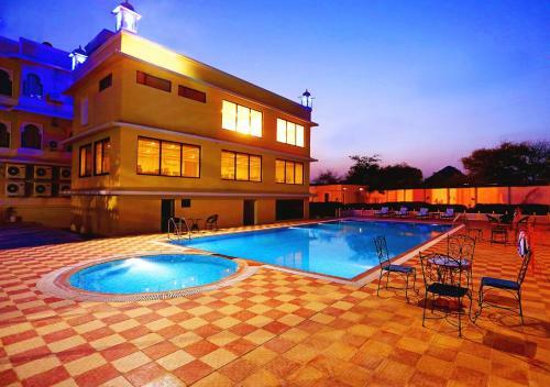 Hotel Anjushree Resorts Padmini Bagh