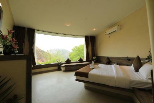 Hotel Shilhaandara