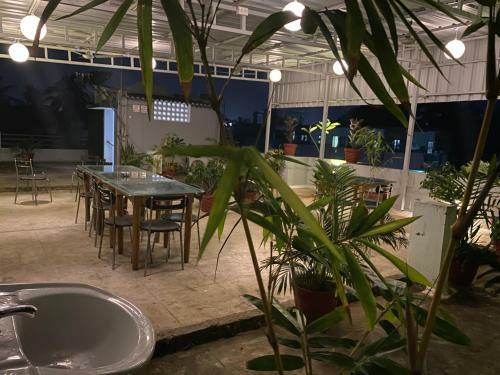 Hostal La Paradise Residency