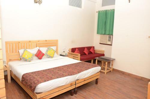 Hotel Sparrow Inn Ankur