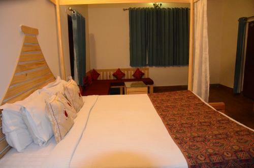 Hotel Sparrow Inn Ankur