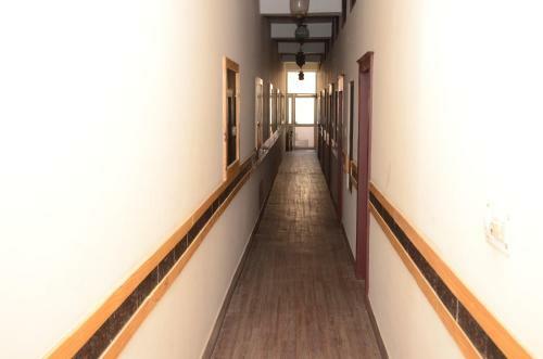 Hotel Sparrow Inn Ankur