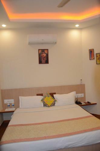 Hotel Sparrow Inn Ankur