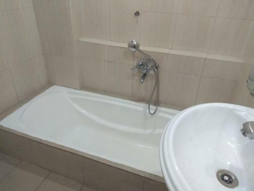 Hotel Neelam Palace