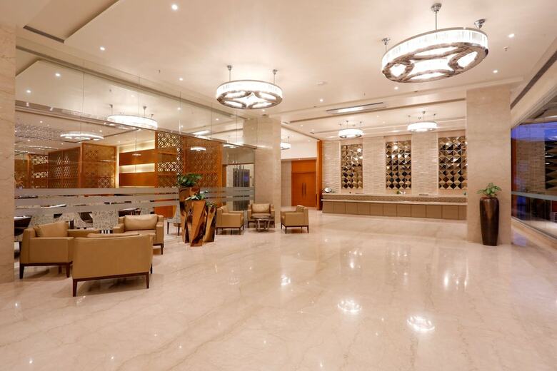 Hotel Nataraj Sarovar Portico