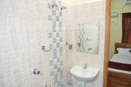 Hostal Jp Nivaas Guest House