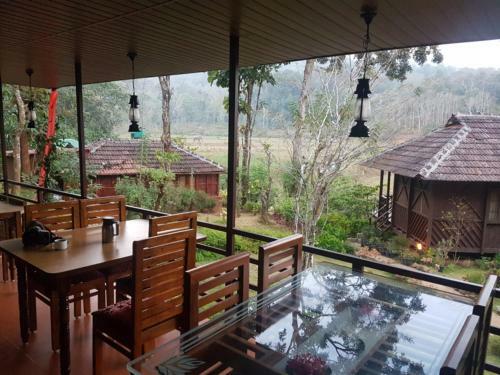 Hotel Jungle Retreat Wayanad