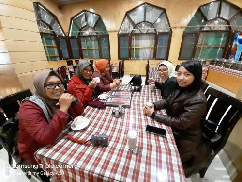 Hotel City Of Kashmir