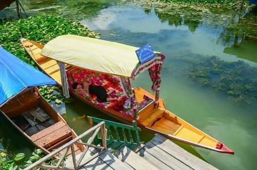 Hotel City Of Kashmir