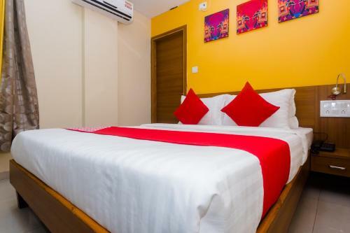 Oyo 26179 Hotel Shivrai