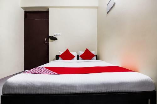 Oyo 26664 Hotel Kumar Inn