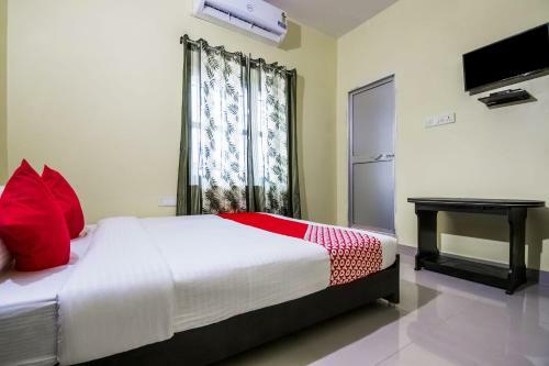 Oyo 26664 Hotel Kumar Inn