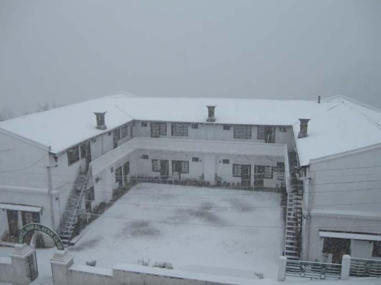 Hotel Himalayan Club