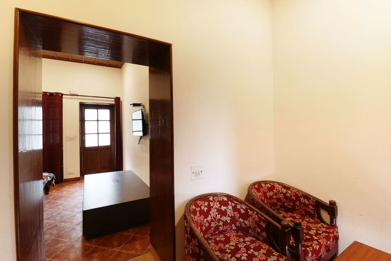 Hotel Himalayan Club