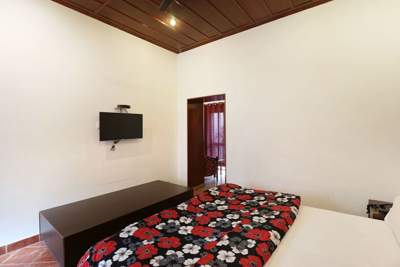 Hotel Himalayan Club