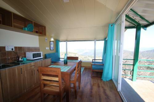 Hotel Nest And Hives Motiapathar/mukteshwar