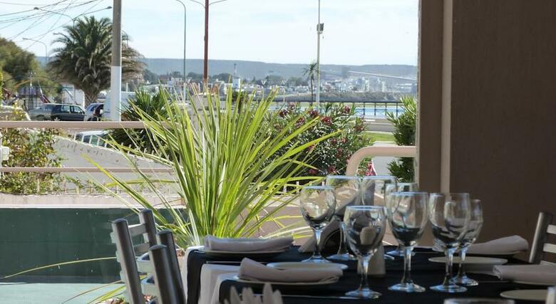 Costanera Hotel