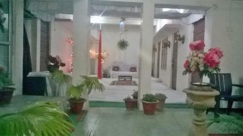 Hostal International Guest House