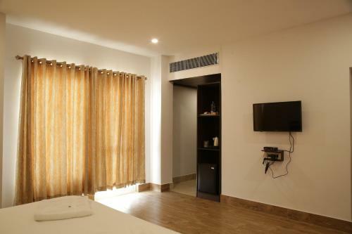 Hotel Shanthi Inn Grand