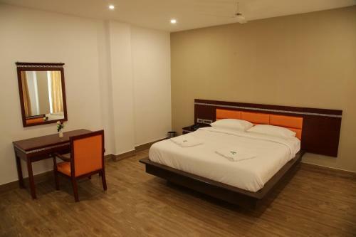 Hotel Shanthi Inn Grand