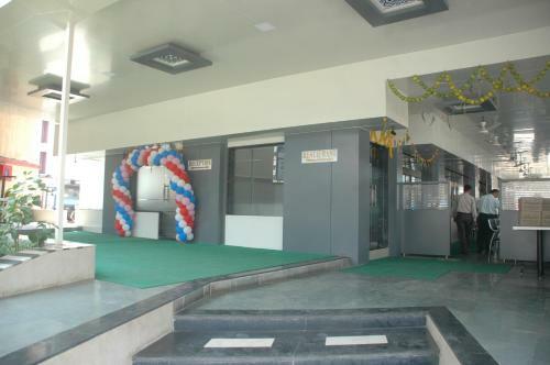 Hotel Galaxy Residency