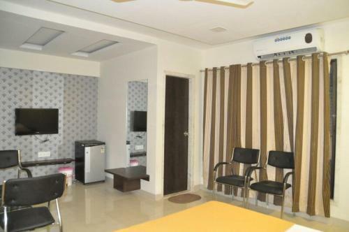 Hotel Galaxy Residency