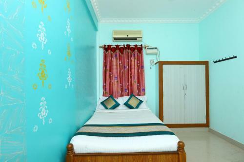 Hotel Oyo 7747 Ss Residency