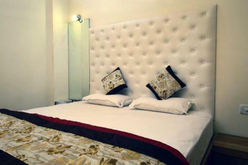 Hotel Girija