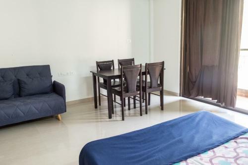 Studio Apartment By Tripvillas