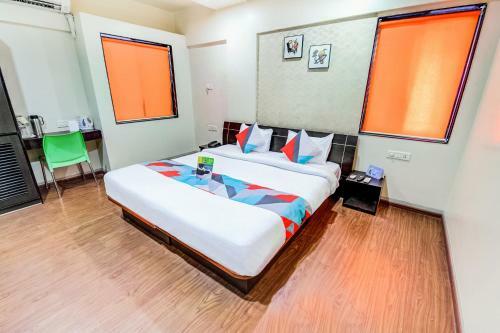 Posada Fabexpress Silver In Viman Nagar