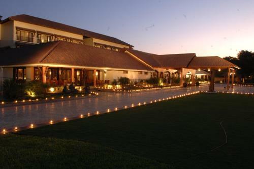 Hotel Madhubhan Resort & Spa