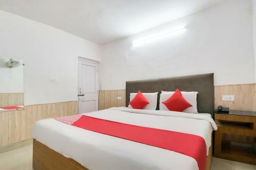 Oyo 12023 Hotel Jasmine