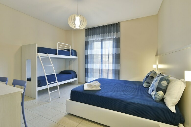 Hostal Tolomeo Rooms