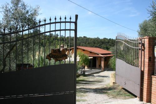 Farnetella Villa Sleeps 4 Pool Wifi