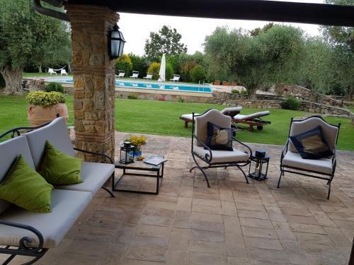 Borgo Carige Villa Sleeps 8 Pool Wifi