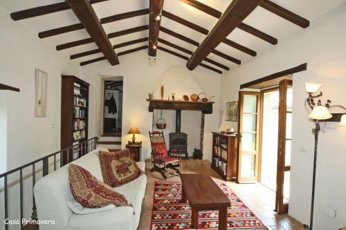 Col Di Morro Villa Sleeps 8 Pool Wifi