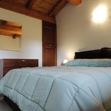 Lorica Suite