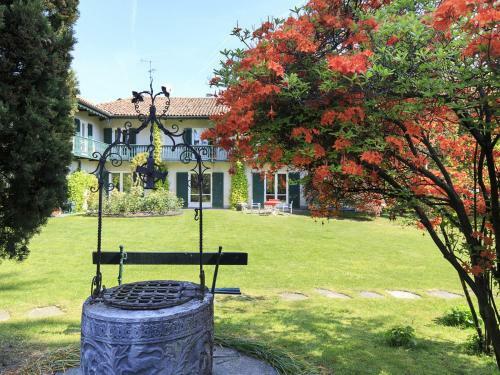 Lesa Villa Sleeps 8 Pool Air Con Wifi