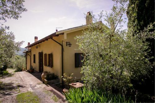 Montecchio Villa Sleeps 11 Pool Wifi