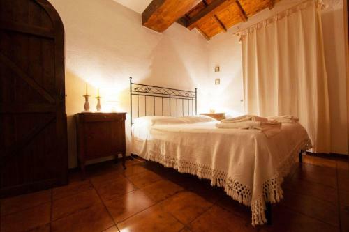 Montecchio Villa Sleeps 11 Pool Wifi