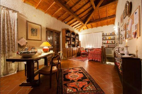 Montecchio Villa Sleeps 11 Pool Wifi