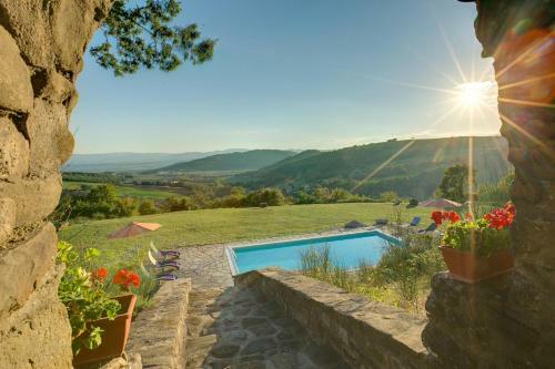 Castello Villa Sleeps 8 Pool Wifi