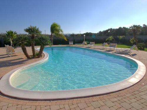 Stunning Holiday Home In Melissano With Swimming Pool