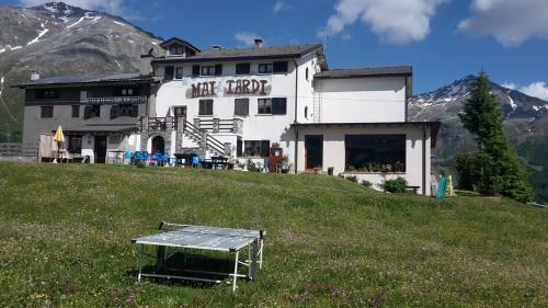 Hotel Rifugio "mai Tardi"