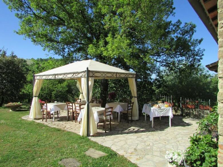 Bed & Breakfast Le Querce Di Campolungo