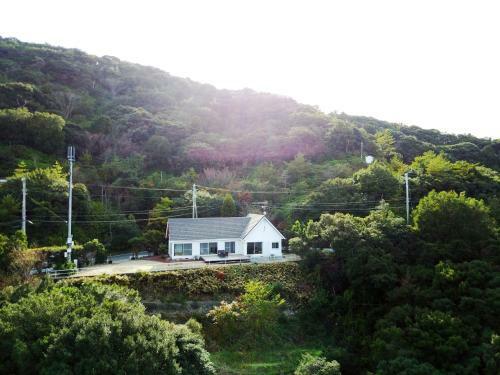 Tsubaki House