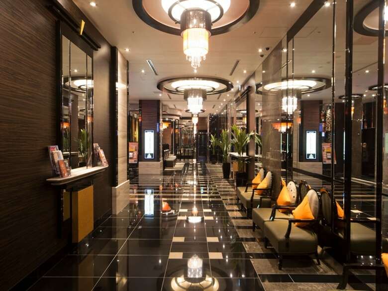 Apa Hotel Namba-eki Higashi