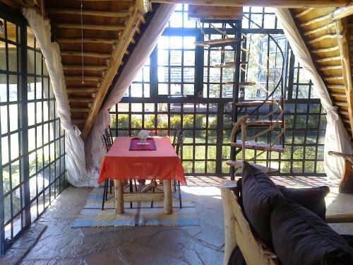 Samawati Lakeside Cottages