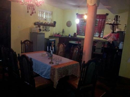 Hostal Villa Bahati Oasis Sun Dream