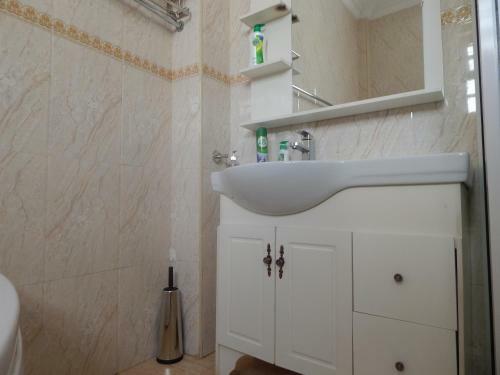Hostal Salmiya Place 2
